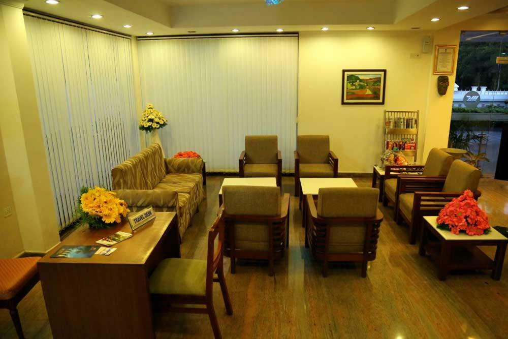 Kallada Hotels Thrissur Exterior photo